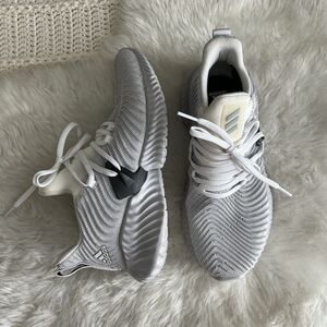 Adidas Alphbounce Instinct Size Men's 6.5 in Cloud White RARE Style CG5590